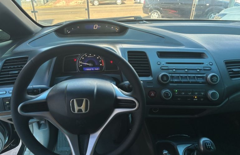 Honda New Civic LXS 1.8 (Flex) - Foto #8