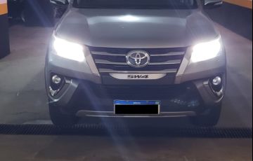 Toyota SW4 2.8 TDI SRX 5L 4x4 (Aut) - Foto #1