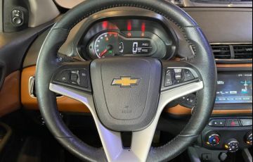 Chevrolet Onix 1.4 MPFi Activ 8v - Foto #7