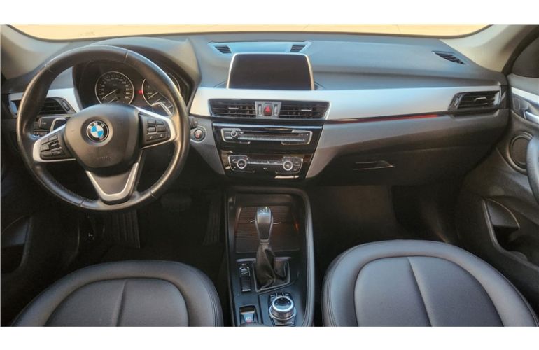 BMW X1 2.0 16V Turbo Activeflex Sdrive20i 4p Automático - Foto #9