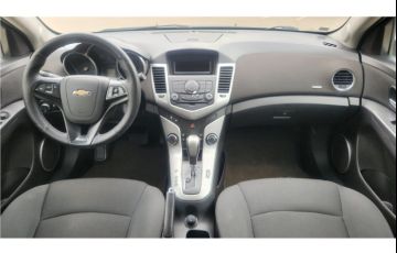 Chevrolet Cruze 1.8 LT 16V Flex 4p Automático - Foto #7