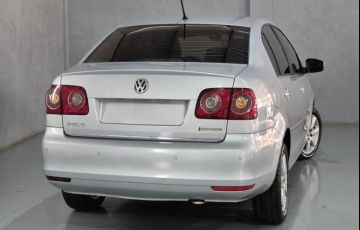 Volkswagen Polo Sedan Comfortline 1.6 8V I-Motion (Flex) (Aut) - Foto #5