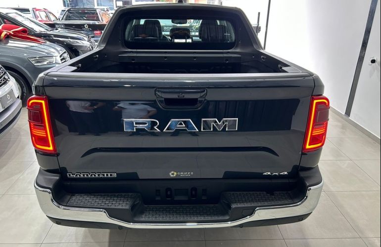 RAM Rampage 2.0 Turbo Laramie 4x4 - Foto #6