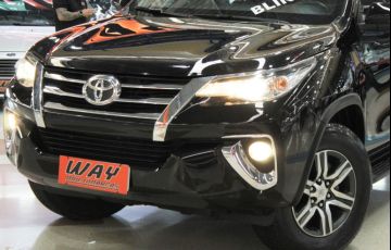 Toyota Hilux Sw4 2.7 Srv 7 Lugares 4x2 16v - Foto #5