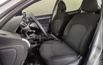 Peugeot 207 Hatch Active 1.4 (Flex) - Foto #7