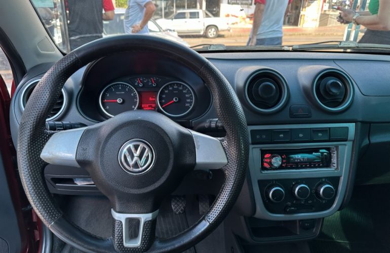 Volkswagen Voyage 1.0 - Foto #7
