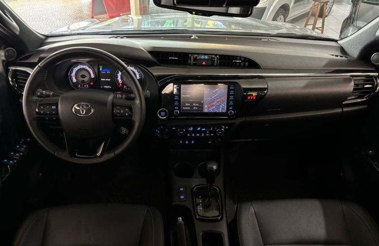 Toyota Hilux 2.8 Srx 4x4 CD 16v - Foto #8