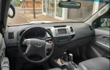 Toyota Hilux 3.0 TDI 4x4 CD SRV (Aut) - Foto #6