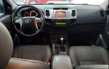Toyota Hilux 3.0 TDI 4x4 CD SRV Top (Aut) - Foto #9