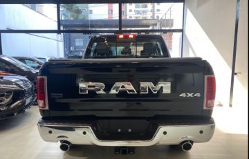 RAM Classic 5.7 V8 Laramie CD 4x4 - Foto #6