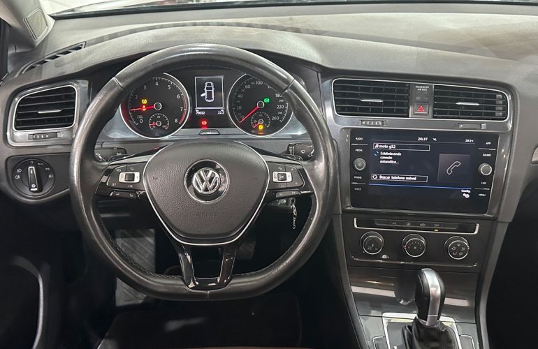Volkswagen Golf 1.0 200 TSi Total Comfortline - Foto #8