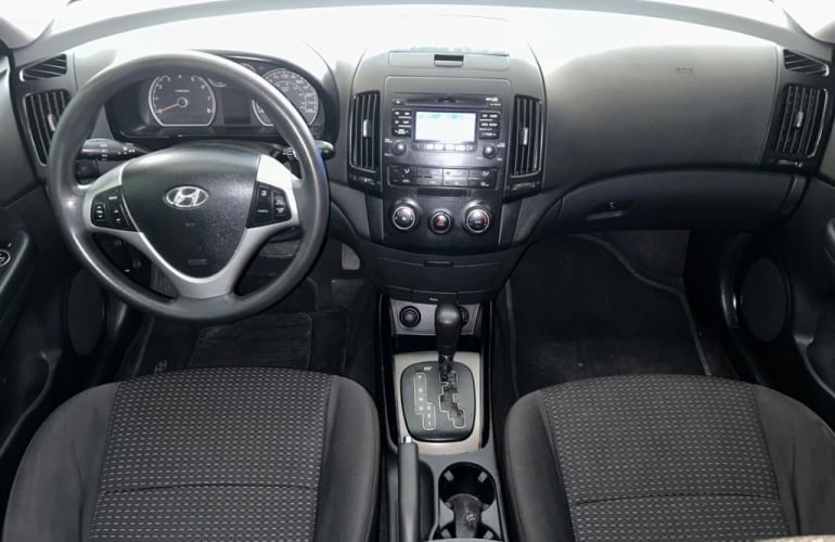 Hyundai I30 2.0 MPFi GLS 16V Gasolina 4p Automático - Foto #2