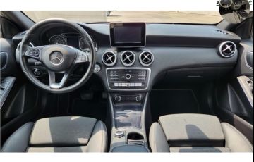 Mercedes-Benz A 200 1.6 Turbo 16V Flex 4p Automático - Foto #7