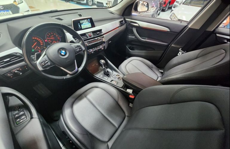 BMW X1 2.0 16V Turbo Sdrive20i - Foto #9