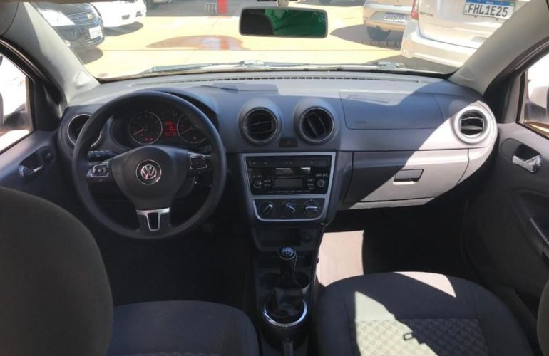 Volkswagen Voyage 1.6 Mi Comfortline 8v - Foto #5