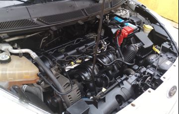 Ford Ka Sedan SEL 1.5 16v (Flex) - Foto #9
