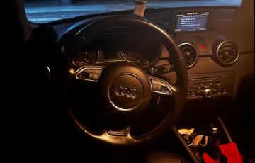 Audi A1 1.4 TFSI Attraction S Tronic - Foto #4
