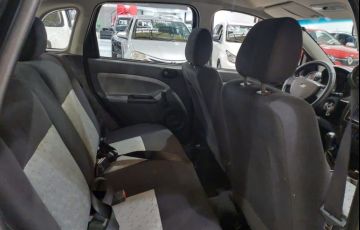 Ford Fiesta 1.0 MPi Class Hatch 8v - Foto #6