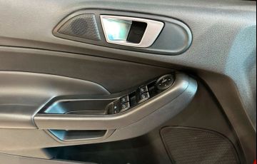 Ford Fiesta 1.6 Titanium Hatch 16v - Foto #10