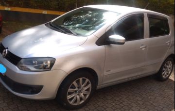 Volkswagen Fox 1.0 8V (Flex) 4p - Foto #2