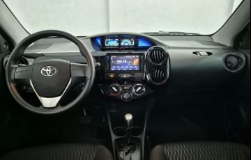 Toyota Etios 1.3 X (Aut) - Foto #9