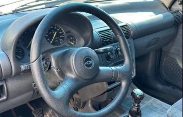 Chevrolet Corsa Wagon GLS 1.6 MPFi 16V - Foto #6