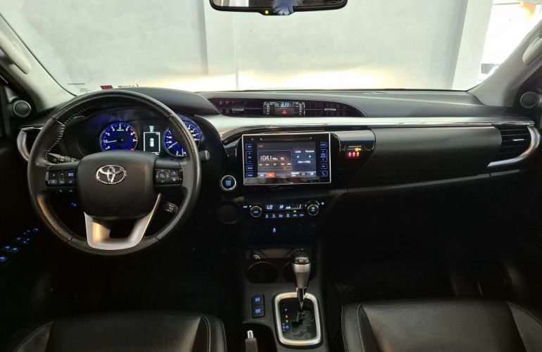 Toyota Hilux 2.7 CD SRV (Aut) - Foto #9