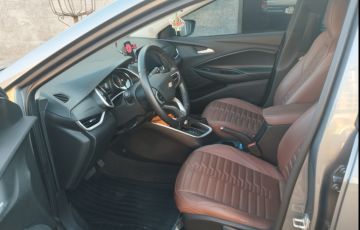 Chevrolet Onix 1.0 Turbo LTZ (Aut) - Foto #8