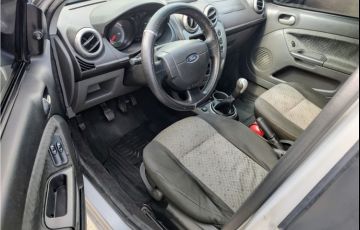 Ford Fiesta 1.0 Rocam SE Plus Hatch 8V Flex 4p Manual - Foto #6