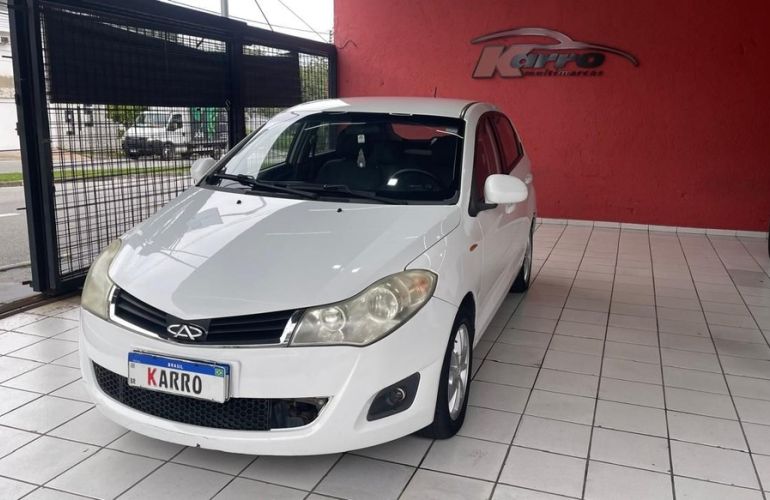 Chery Celer 1.5 MPFi 16v - Foto #1