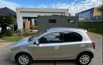 Toyota Etios 1.5 Xls 16v - Foto #4