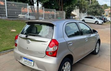 Toyota Etios 1.5 Xls 16v - Foto #7