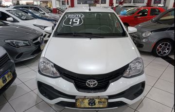 Toyota Etios 1.5 Xs 16v - Foto #2
