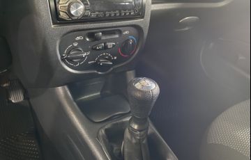Peugeot 207 Hatch XR 1.4 8V (flex) 2p - Foto #8