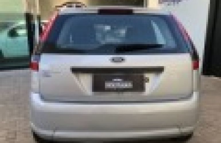 Ford Fiesta Hatch 1.0 (Flex) - Foto #10
