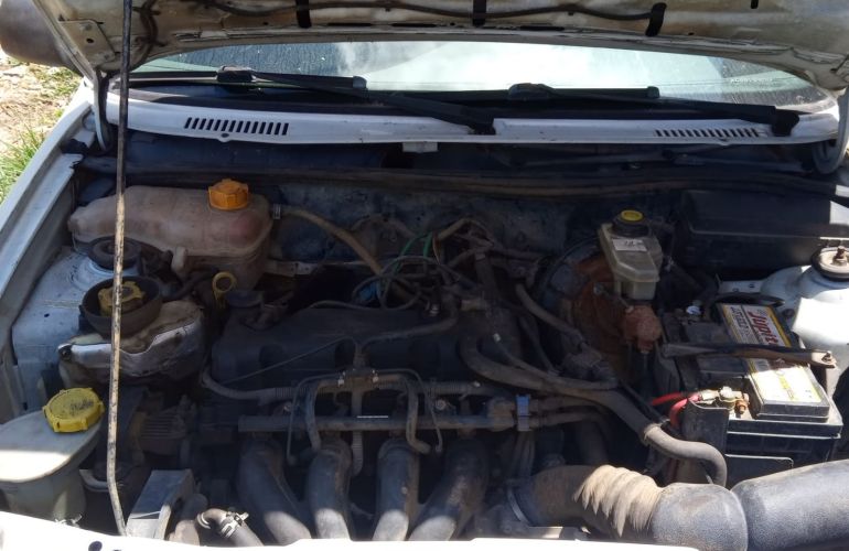 Ford Courier L 1.6 (Flex) - Foto #9