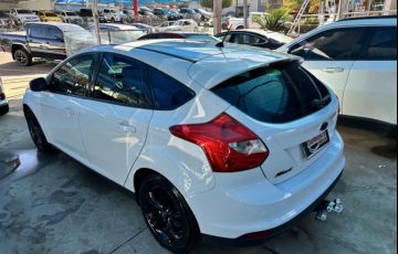 Ford Focus Hatch SE 1.6 16V TiVCT - Foto #4