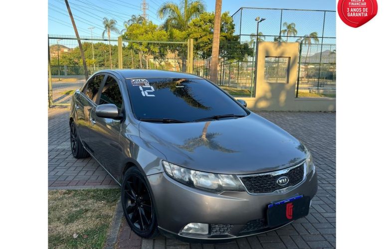 Kia Cerato 1.6 E.221 Sedan 16V Gasolina 4p Automático - Foto #1