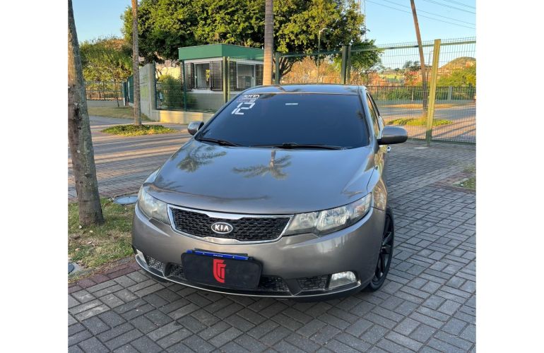 Kia Cerato 1.6 E.221 Sedan 16V Gasolina 4p Automático - Foto #4