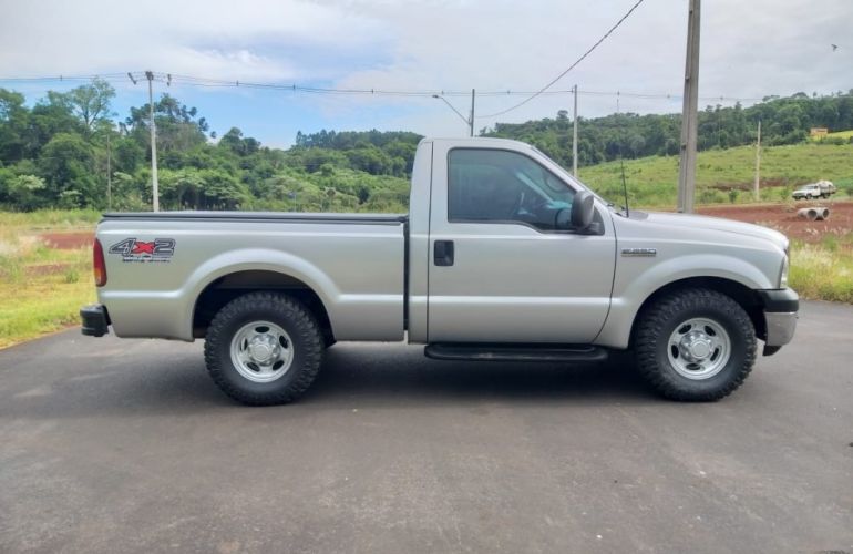 Ford F-250 XL 4x2 3.9 (Cab Simples) - Foto #4