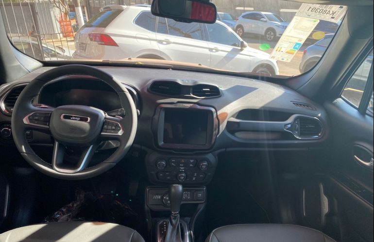 Jeep Renegade 1.3 T270 Turbo S 4x4 - Foto #10