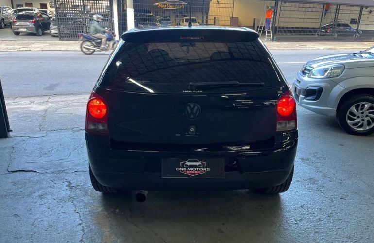 Volkswagen Gol Trend 1.0 (G4) (Flex) - Foto #2