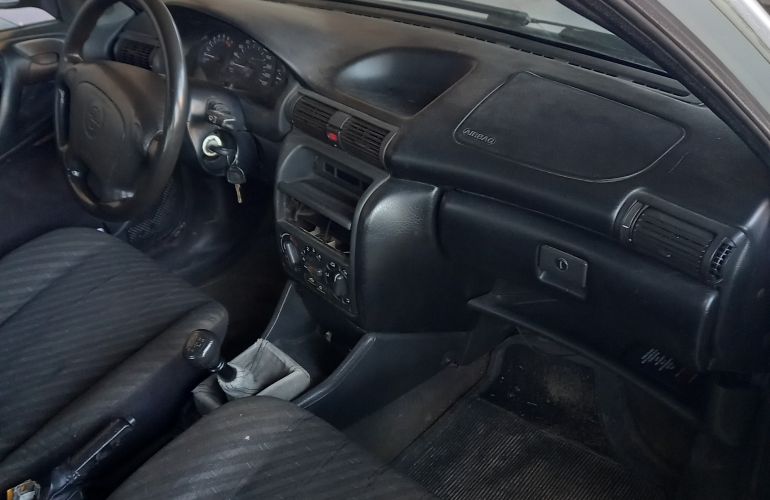 Chevrolet Astra Hatch GLS 2.0 MPFi - Foto #8