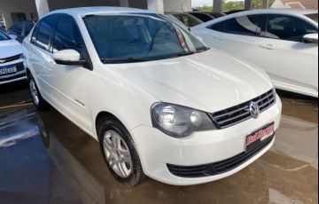 Volkswagen Polo Sedan 1.6 8V (Flex) - Foto #3