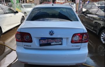 Volkswagen Polo Sedan 1.6 8V (Flex) - Foto #5