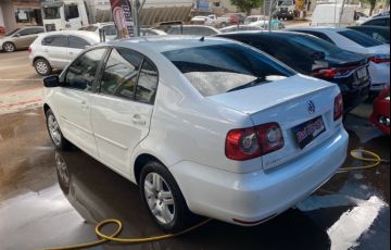 Volkswagen Polo Sedan 1.6 8V (Flex) - Foto #6