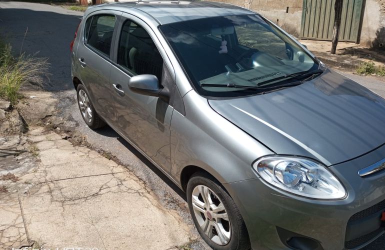Fiat Palio Attractive 1.4 8V (Flex) - Foto #4