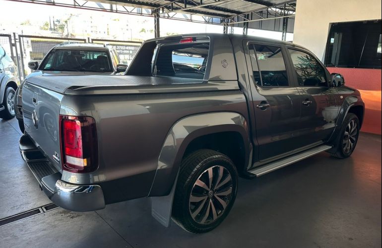 Volkswagen Amarok 3.0 V6 TDi Highline Extreme CD 4motion - Foto #6