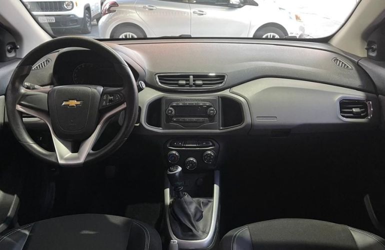 Chevrolet Onix 1.0 MPFi LT 8v - Foto #8
