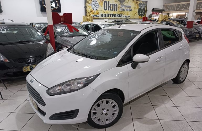 Ford Fiesta 1.5 S Hatch 16v - Foto #2